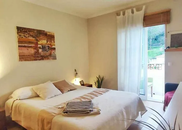Lovely Bedroom In Aljezur