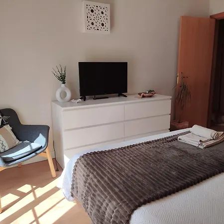 Lovely Bedroom In Aljezur Esterno foto