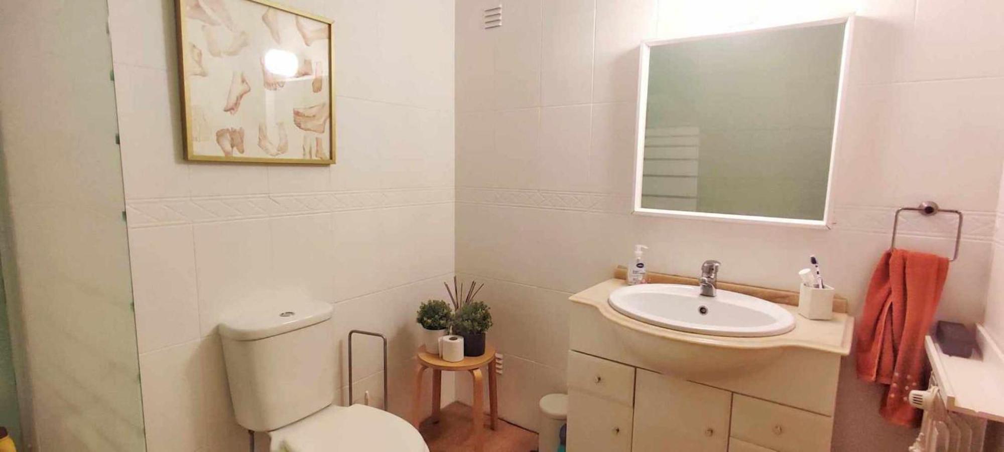Lovely Bedroom In Alloggio in famiglia *
